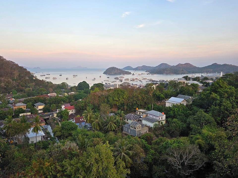 Labuan Bajo, Manggarai Barat（インドネシア）